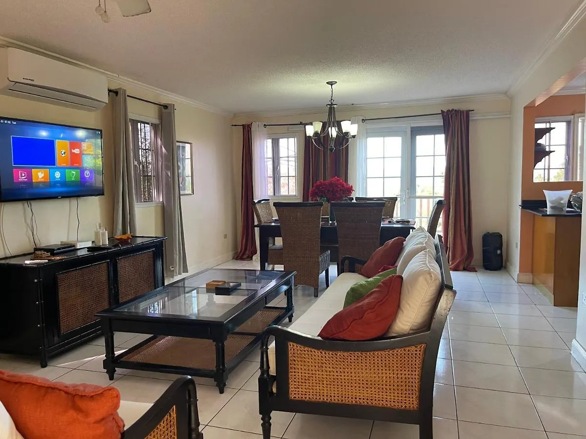 Free Airport Pickup 5 Minutes From Airport And Beach Montego Bay