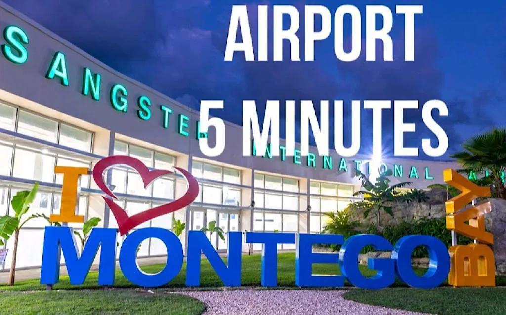 Free Airport Pickup 5 Minutes From Airport And Beach Montego Bay 0*,