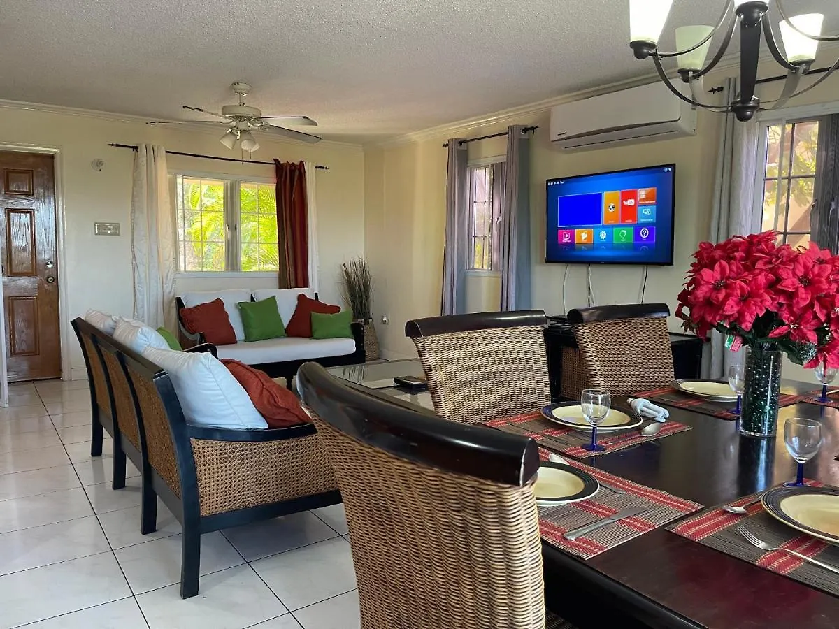 Free Airport Pickup 5 Minutes From Airport And Beach Montego Bay
