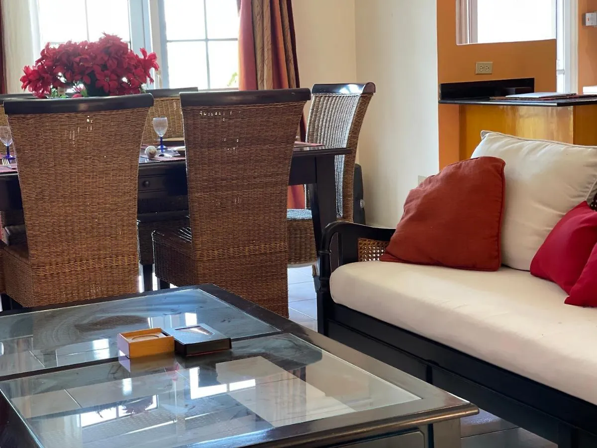 Free Airport Pickup 5 Minutes From Airport And Beach Montego Bay Apartmán